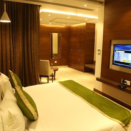 Maple Grand Hotel Agra  Exterior foto