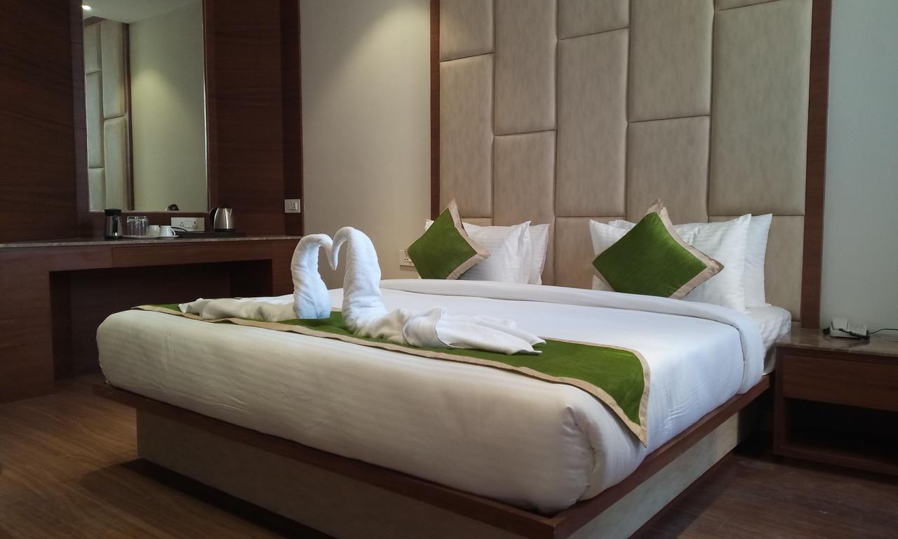 Maple Grand Hotel Agra  Exterior foto