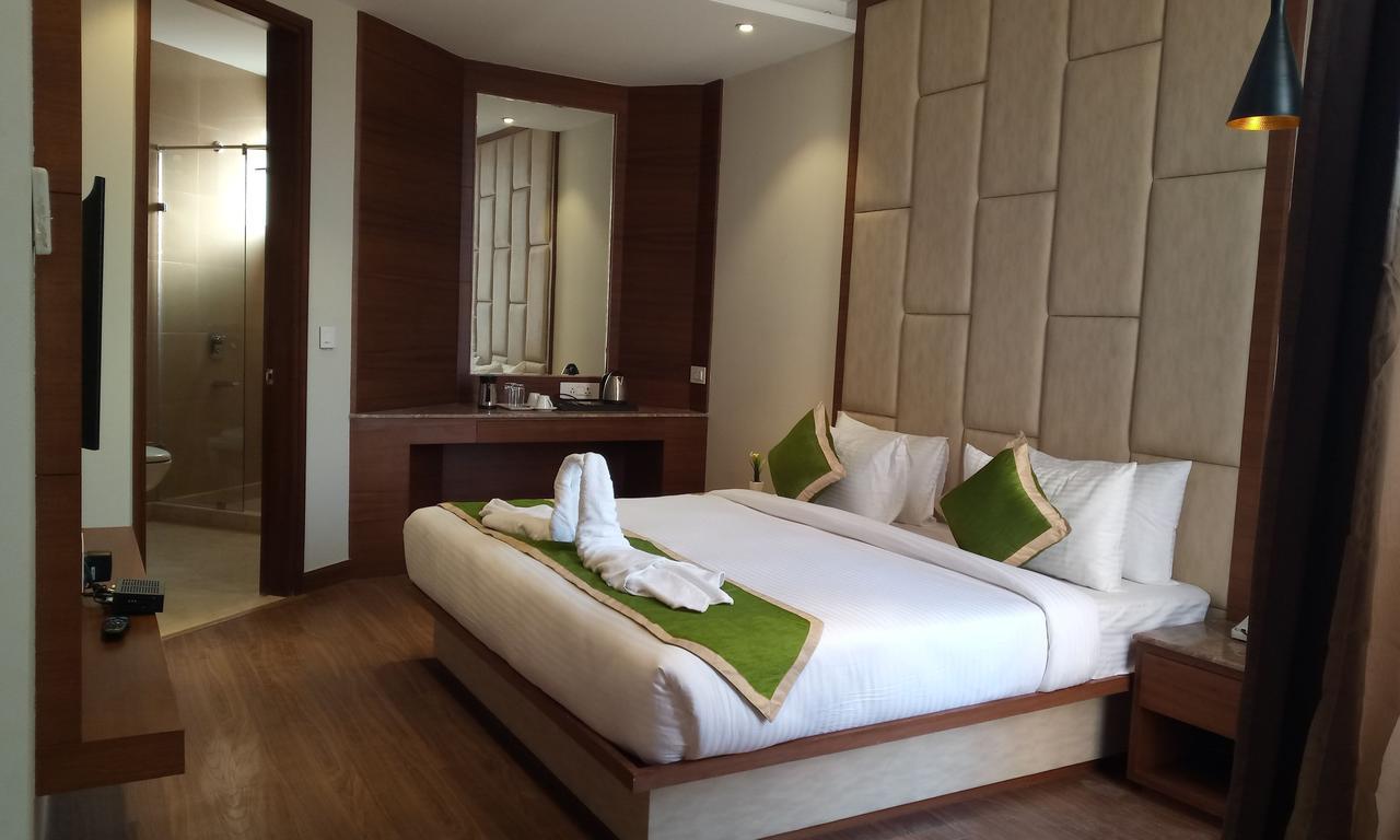 Maple Grand Hotel Agra  Exterior foto