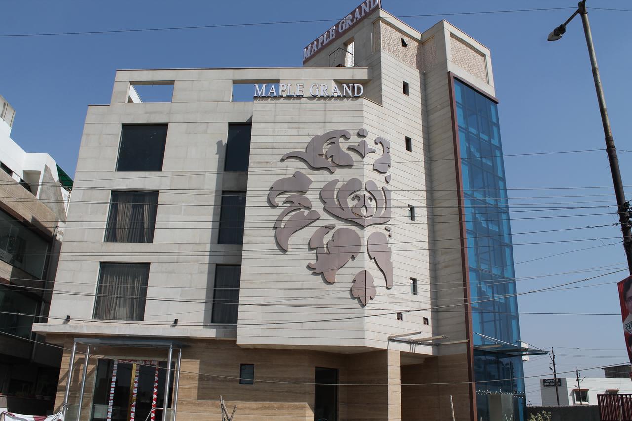 Maple Grand Hotel Agra  Exterior foto
