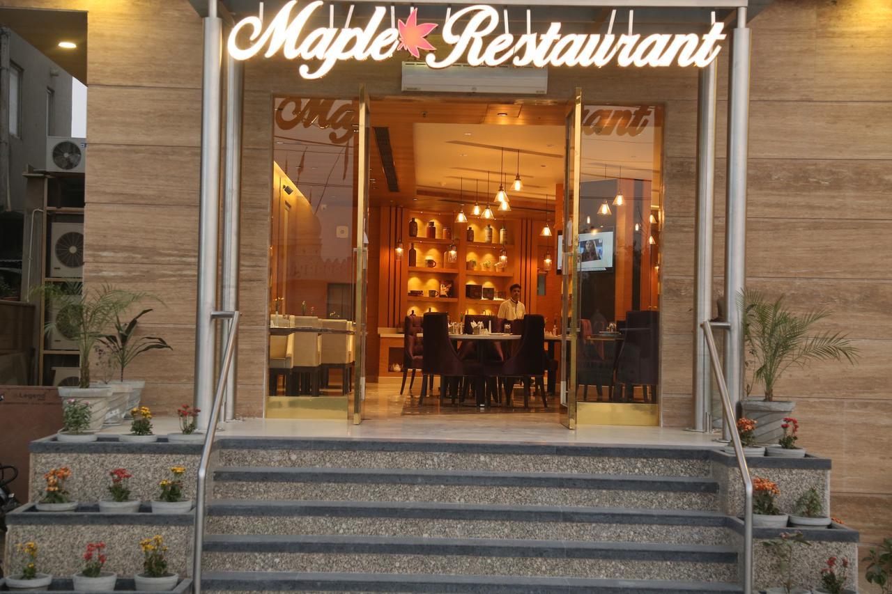 Maple Grand Hotel Agra  Exterior foto