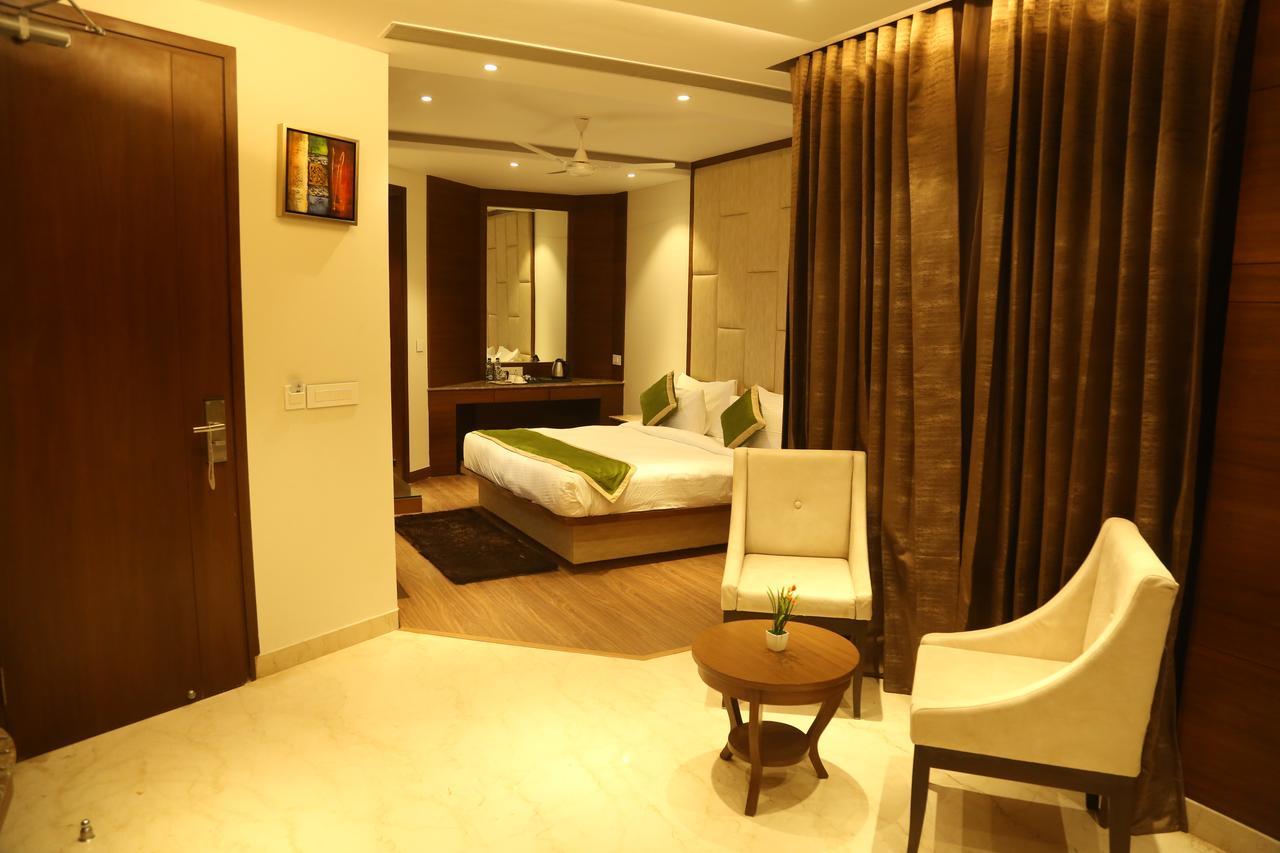 Maple Grand Hotel Agra  Exterior foto