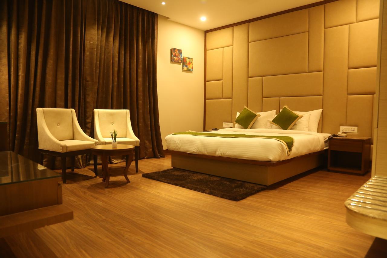 Maple Grand Hotel Agra  Exterior foto