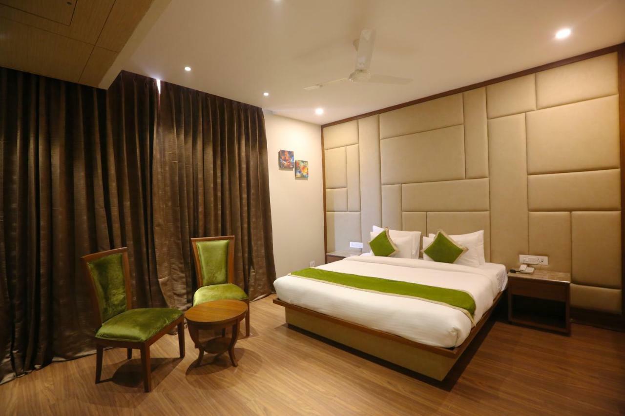 Maple Grand Hotel Agra  Exterior foto