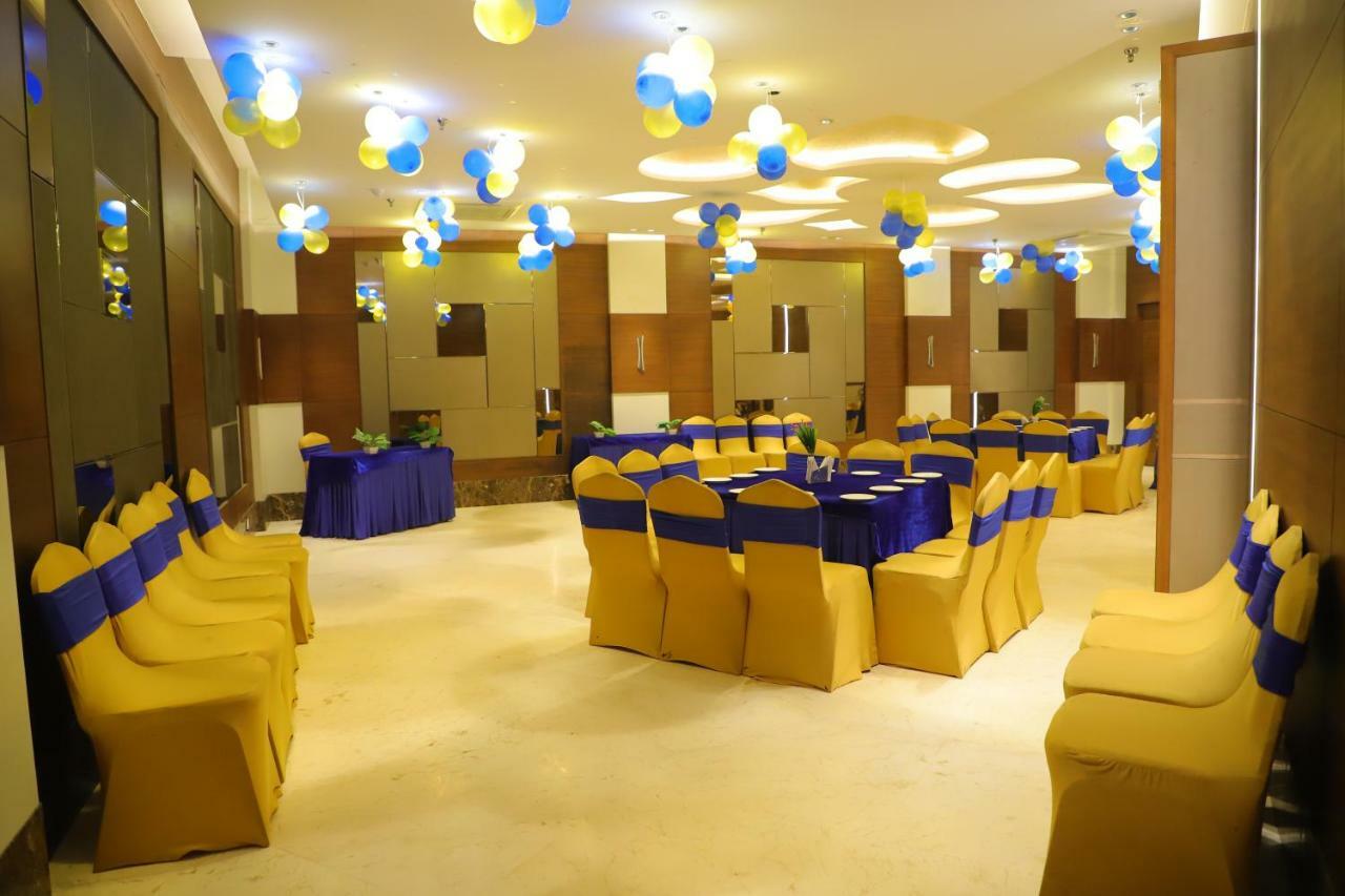 Maple Grand Hotel Agra  Exterior foto