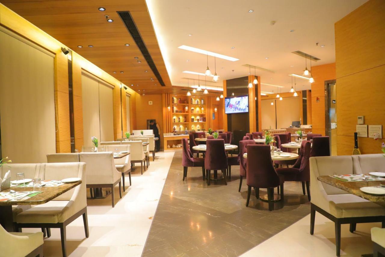Maple Grand Hotel Agra  Exterior foto