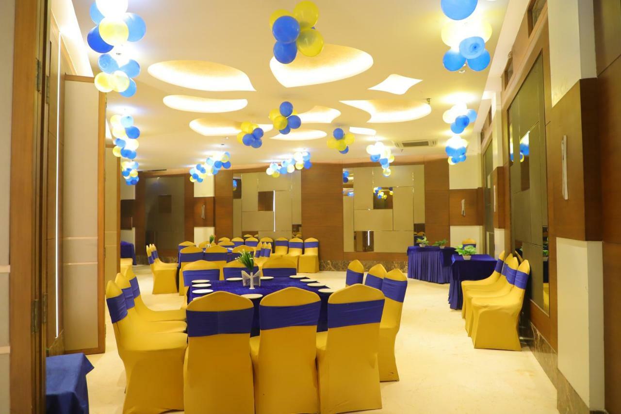Maple Grand Hotel Agra  Exterior foto